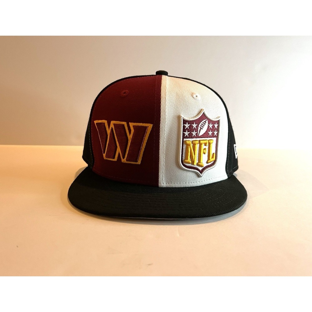 Washington Commanders Hat 7 Black/Gold/Burgundy New Era 2023 Sideline Fitted NFL